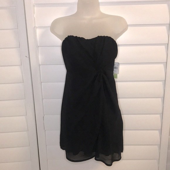 Dresses & Skirts - Jonny Martin strapless Dress